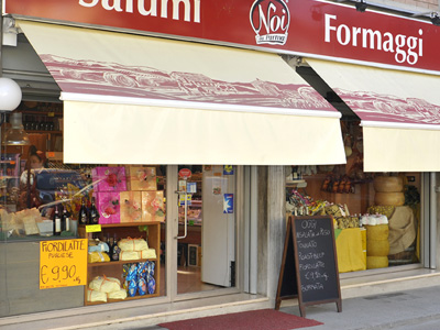 interno del negozio Noi daParma di Traversetolo